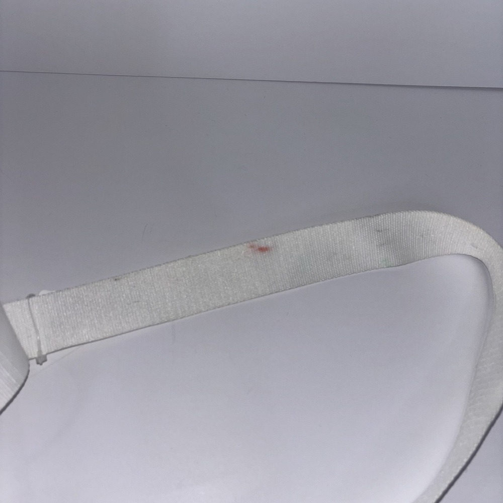 Bath & Body Works Iridescent White Puffer Tote Bag From 2023 Black Friday VIP - Picture 3 of 4